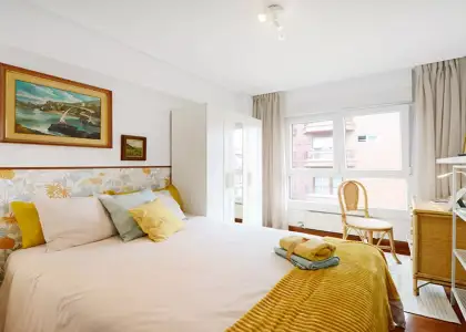 Se alquila habitación en piso de 4 habitaciones en Santutxu en Bilbao